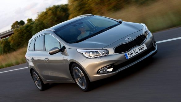 Kia Ceed SW – tapety na pulpit (5)