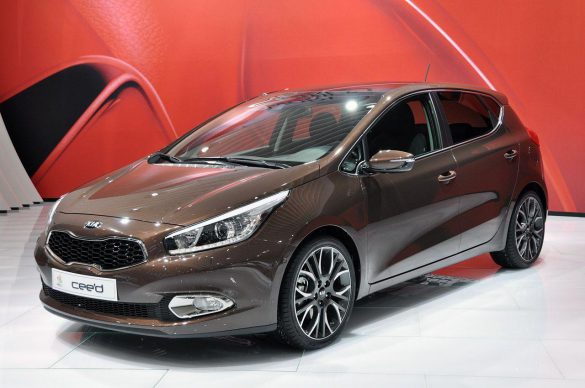 Kia Ceed SW – tapety na pulpit (6)