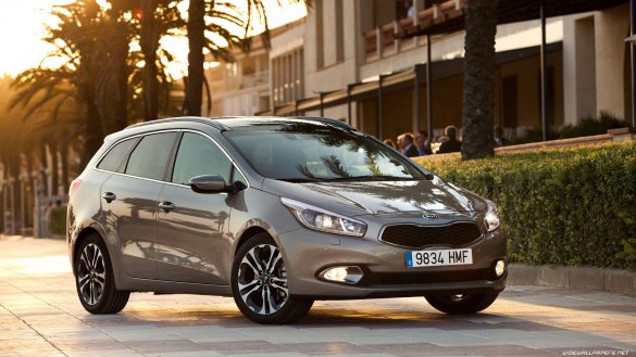 Kia Ceed – tapety na pulpit (16)