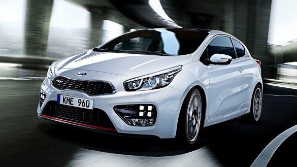 Kia Ceed – tapety na pulpit (5)