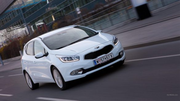 Kia Ceed – tapety na pulpit (6)