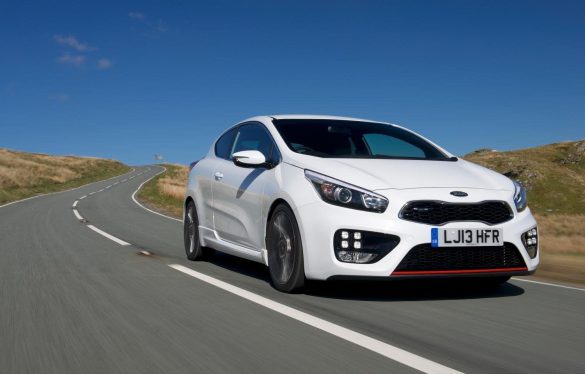 Kia Ceed – tapety na smartfon i tablet (19)