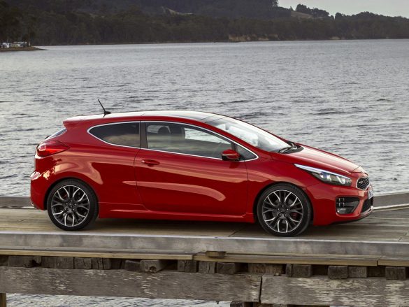 Kia Ceed – tapety na smartfon i tablet (9)