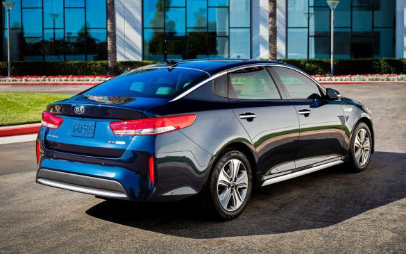 Kia Optima – tapety na smartfon i tablet (3)