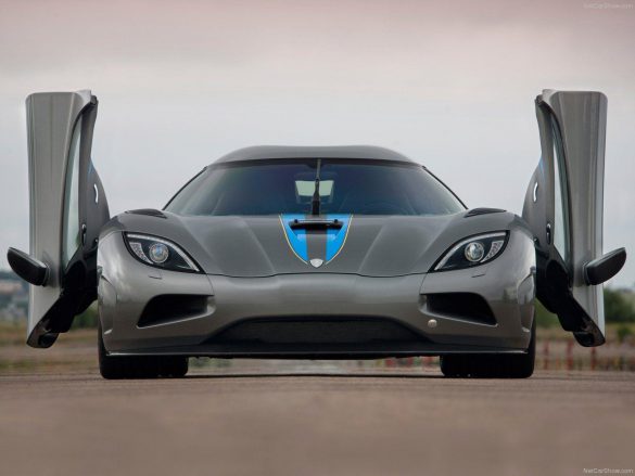 Koenigsegg Automotive AB – tapety na smartfon i tablet (1)