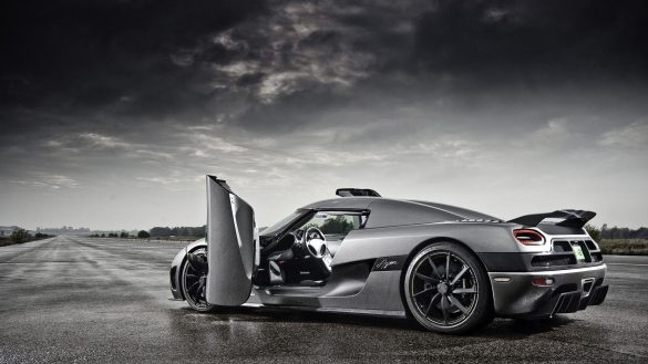 Koenigsegg CCR – tapety na pulpit (18)