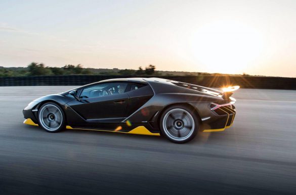Lamborghini Centenario – tapety na smartfon i tablet (10)