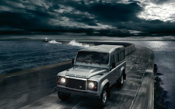 Land Rover Defender – tapety na pulpit (8)
