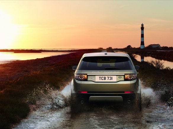 Land Rover Discovery Sport – tapety na smartfon i tablet (13)