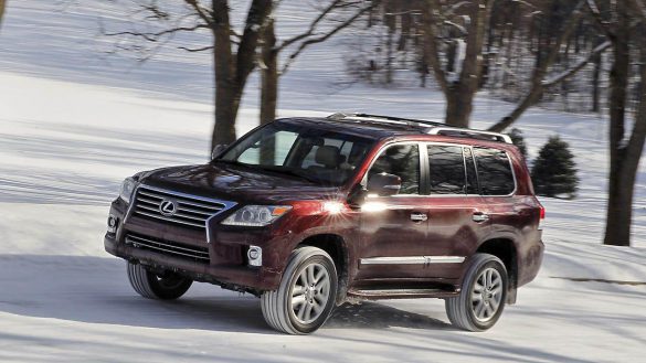 Lexus LX 570 – tapety na smartfon i tablet (11)