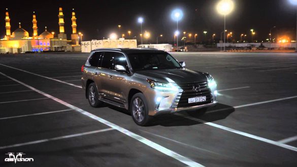 Lexus LX 570 – tapety na smartfon i tablet (13)