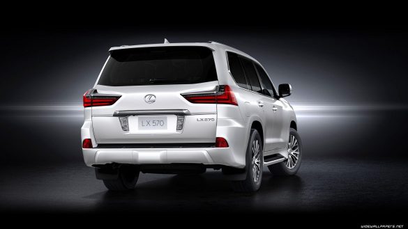 Lexus LX 570 – tapety na smartfon i tablet (5)