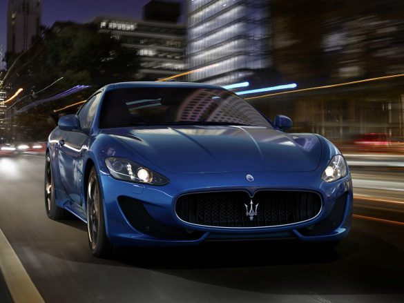 Maserati Logo – tapety na smartfon i tablet (12)
