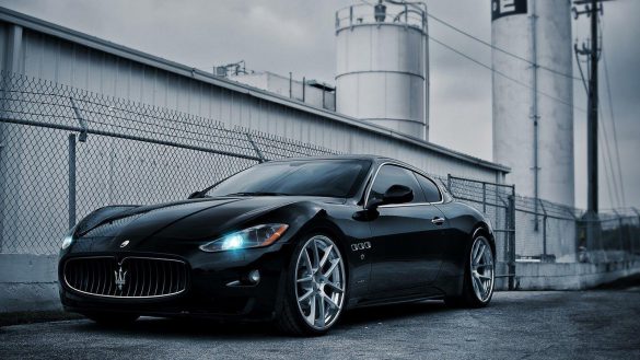 Maserati Logo – tapety na smartfon i tablet (17)
