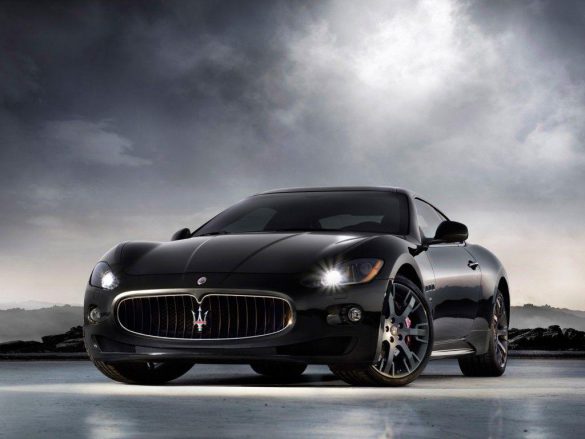 Maserati Logo – tapety na smartfon i tablet (8)