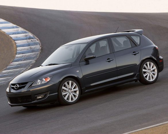 Mazda 3 – tapety na smartfon i tablet (17)