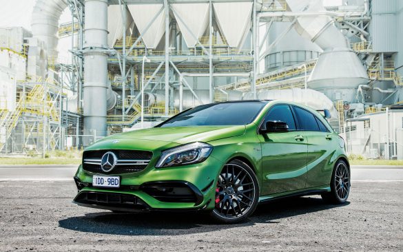 Mercedes-AMG A 45 2019 – tapety na pulpit (12)