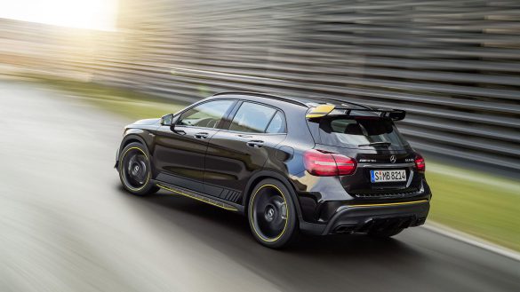 Mercedes-AMG A 45 2019 – tapety na pulpit (17)