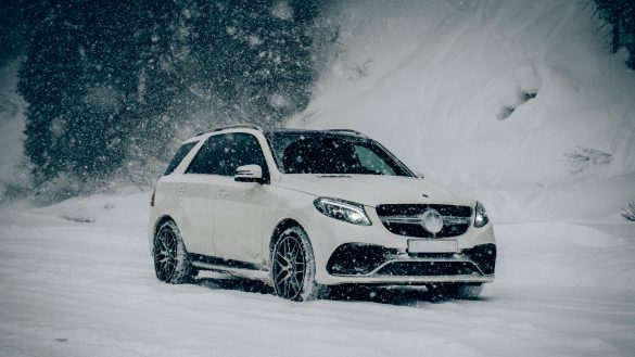 Mercedes-AMG GLE 53 – tapety na pulpit (1)