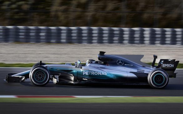 Mercedes-Benz Petronas – tapety na smartfon i tablet (7)