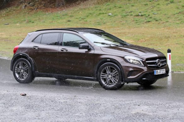 Mercedes GLB – tapety na pulpit (8)