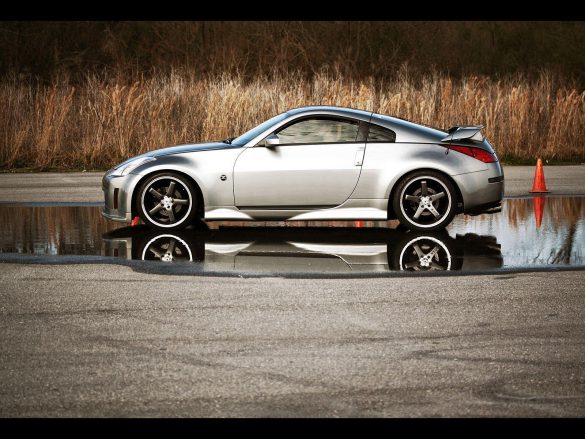 Nissan 350Z – tapety na smartfon i tablet (15)