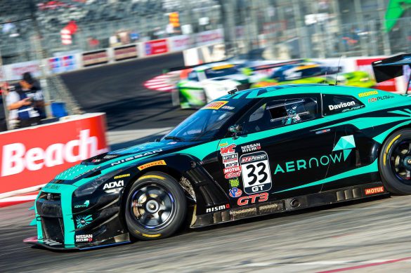 Nissan GT-R Nismo – tapety na smartfon i tablet (15)