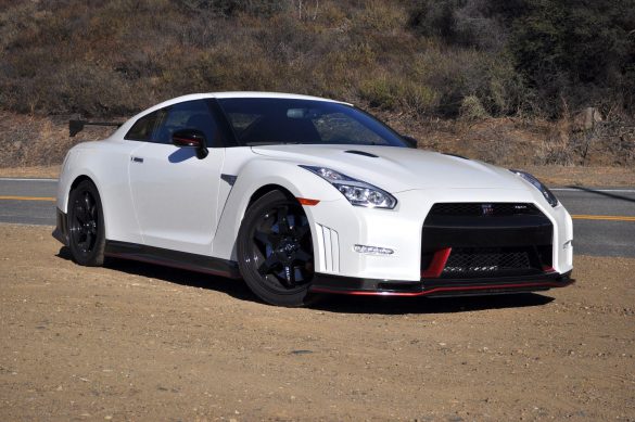 Nissan GT-R Nismo – tapety na smartfon i tablet (17)