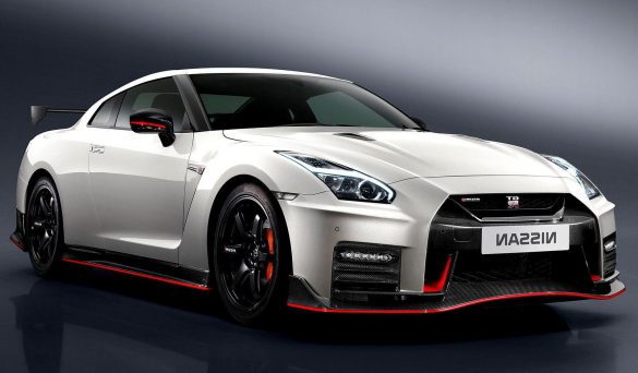 Nissan GT-R Nismo – tapety na smartfon i tablet (2)