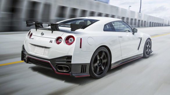 Nissan GT-R Nismo – tapety na smartfon i tablet (5)
