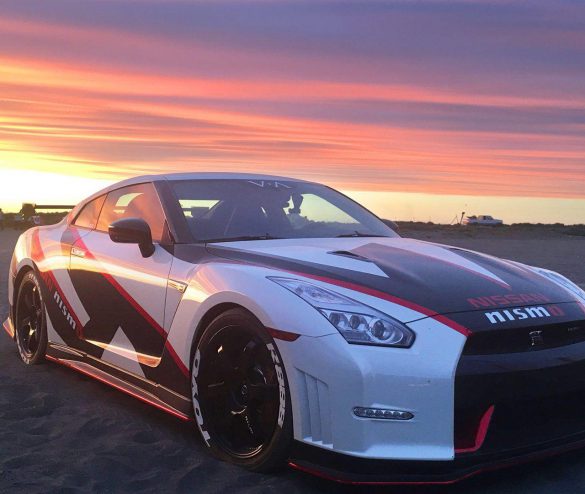 Nissan GT-R Nismo – tapety na smartfon i tablet (7)