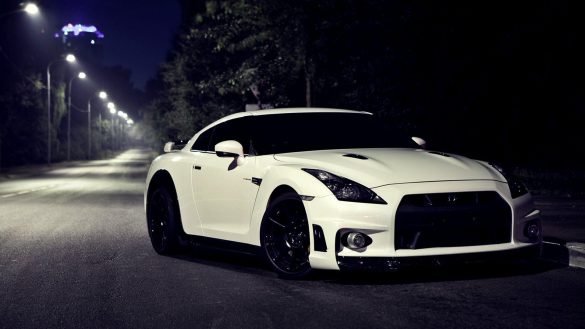 Nissan GT-R Nismo – tapety na smartfon i tablet (9)