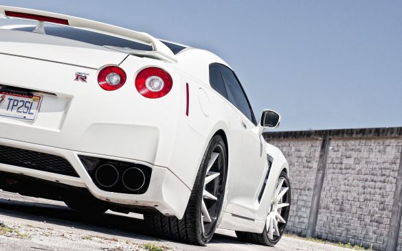 Nissan GTR 35 – tapety na smartfon i tablet (13)