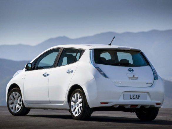 Nissan Leaf – tapety na pulpit (22)
