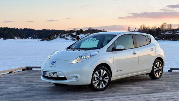 Nissan Leaf – tapety na pulpit (4)