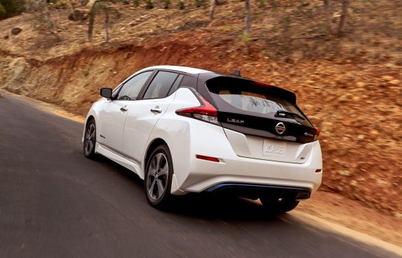 Nissan Leaf – tapety na smartfon i tablet (12)