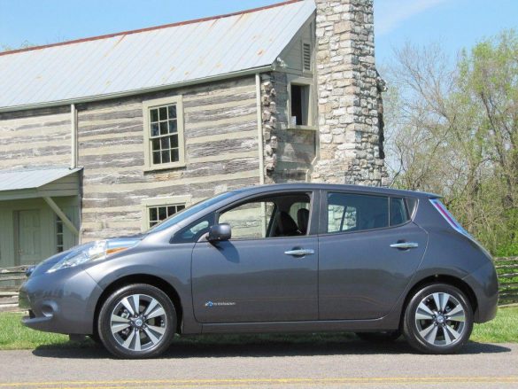 Nissan Leaf – tapety na smartfon i tablet (17)
