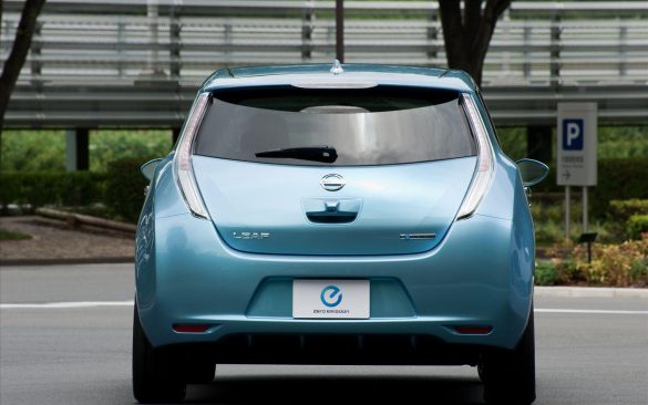 Nissan Leaf – tapety na smartfon i tablet (19)