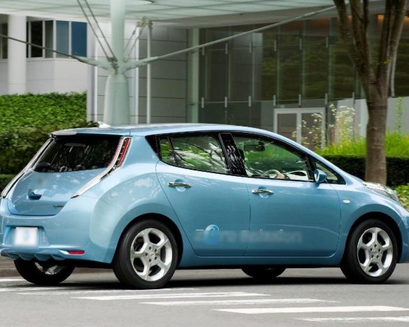 Nissan Leaf – tapety na smartfon i tablet (21)