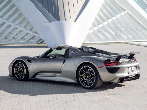 Porsche 918 Spyder – tapety na smartfon i tablet (1)