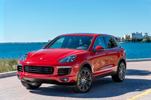 Porsche Cayenne – tapety na smartfon i tablet (9)