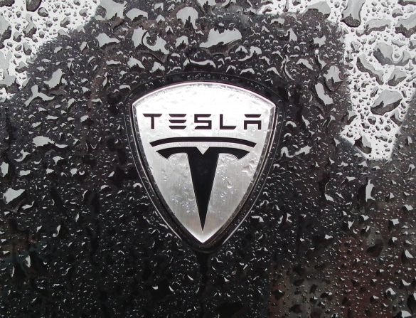 Tesla Logo – tapety na pulpit (13)